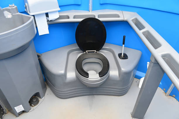 Best Luxury portable toilet rental  in Butler, IN
